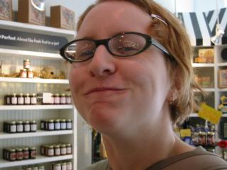 http://monkey.org/~jose/figs/melinda-a2-return.jpg