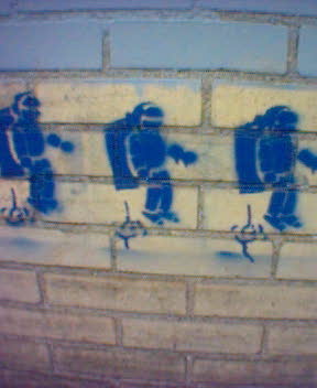 http://monkey.org/~jose/moblog/pics/200510060901.jpg