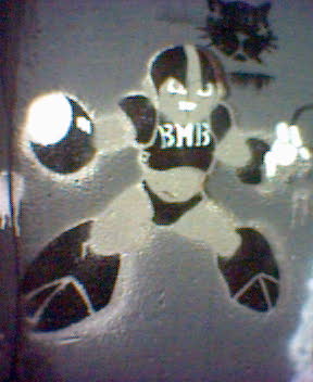 http://monkey.org/~jose/moblog/pics/anime_bomb_stencil.jpg