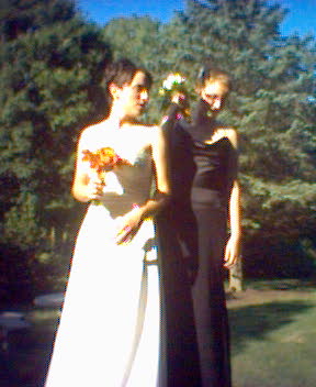 http://monkey.org/~jose/moblog/pics/beth_melinda.jpg