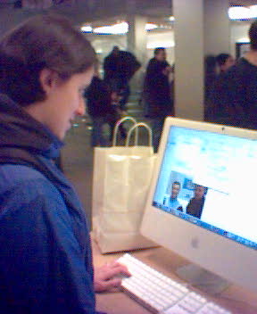 http://monkey.org/~jose/moblog/pics/chicago_imac_x86.jpg