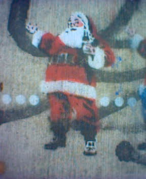 http://monkey.org/~jose/moblog/pics/santa.jpg